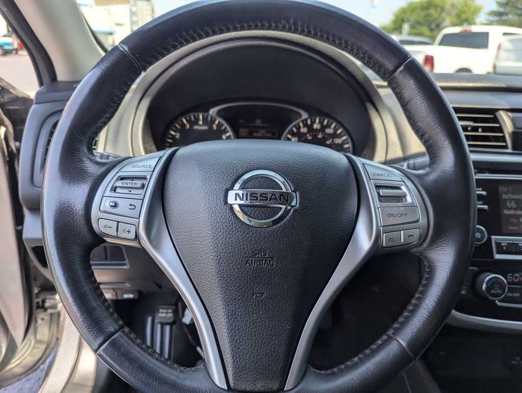 2018 Nissan Altima 2.5 SV 19