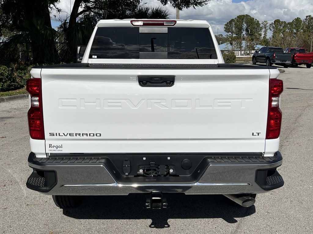 2025 Chevrolet Silverado 2500HD LT 3