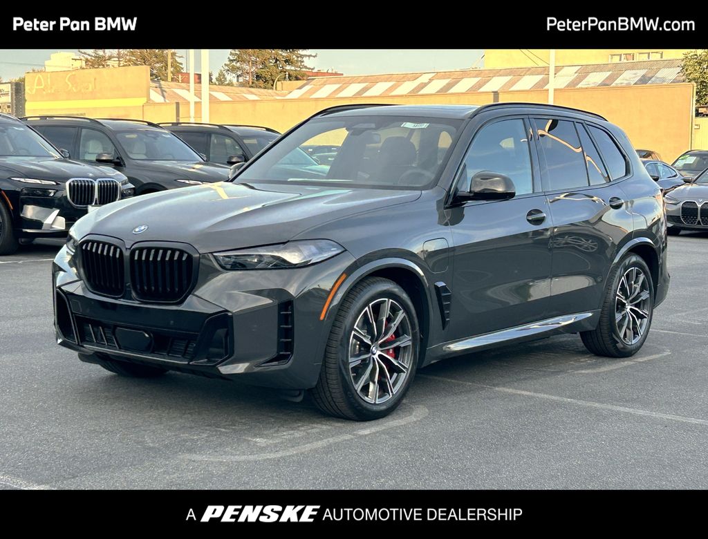 Thumbnail: 2026 BMW X5 - 1