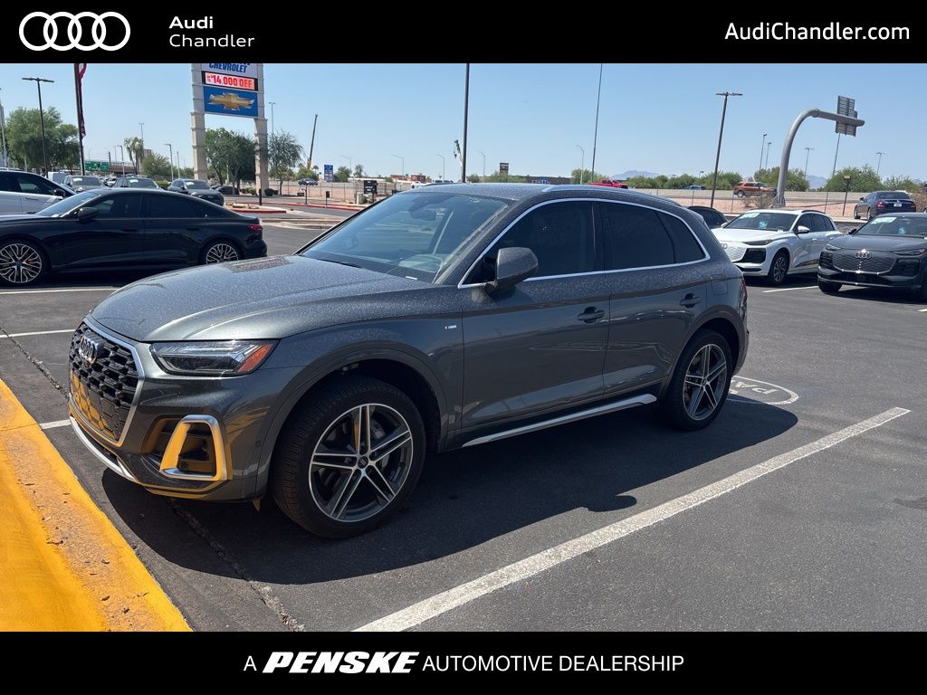 Thumbnail: 2022 Audi Q5 - 1