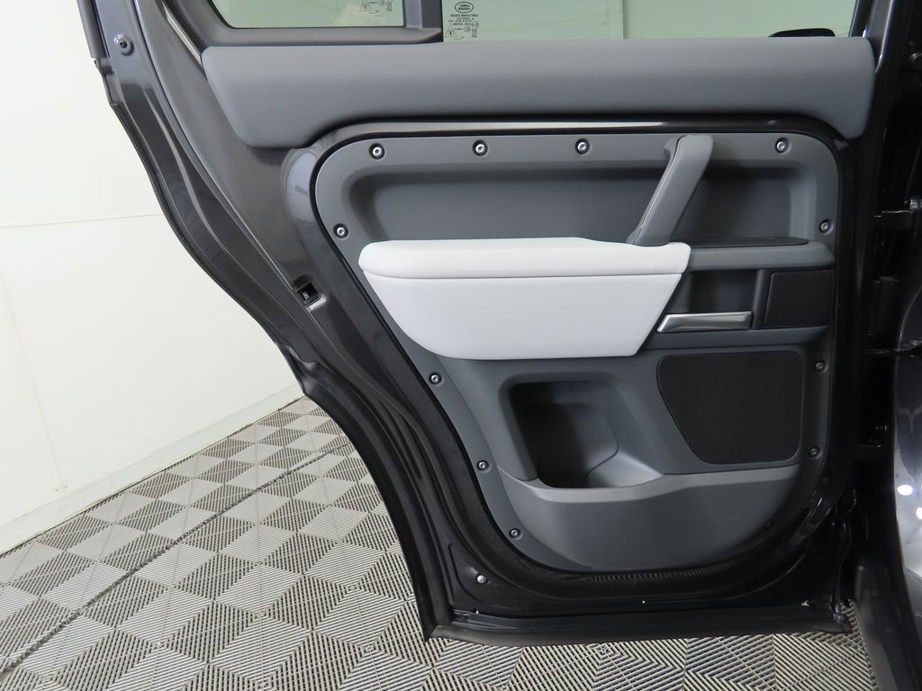 Thumbnail: 2026 Land Rover Defender - 28