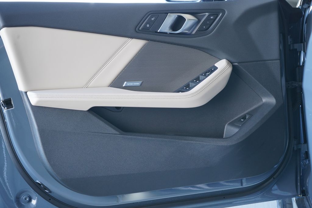 Thumbnail: 2026 BMW 2 Series - 10