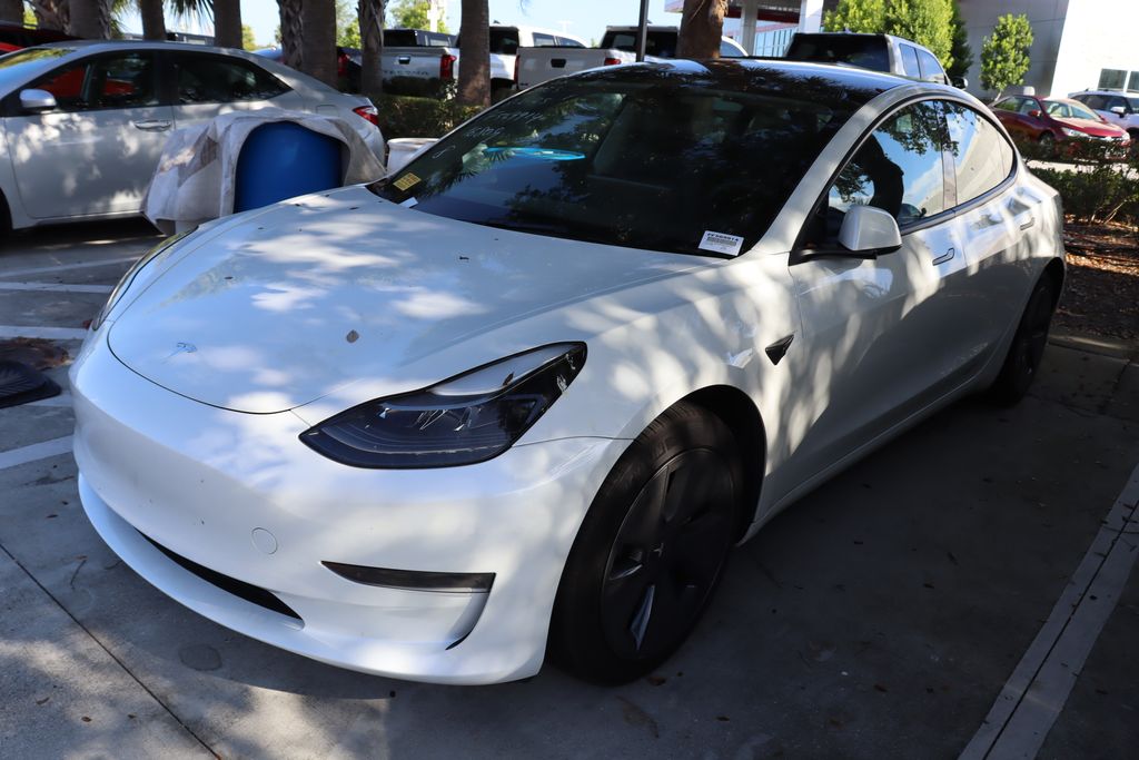 Thumbnail: 2023 Tesla Model 3 - 2