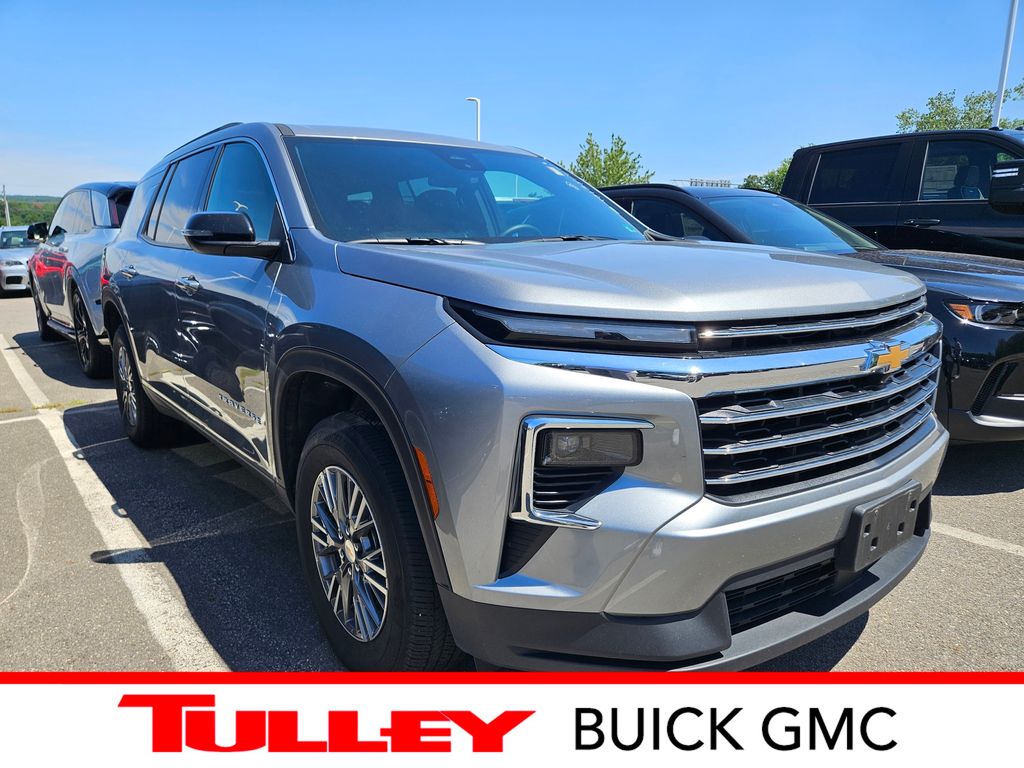 Sterling Gray Metallic 2026 Chevrolet Traverse SUV / Crossover Four-Wheel Drive 8-Speed Automatic