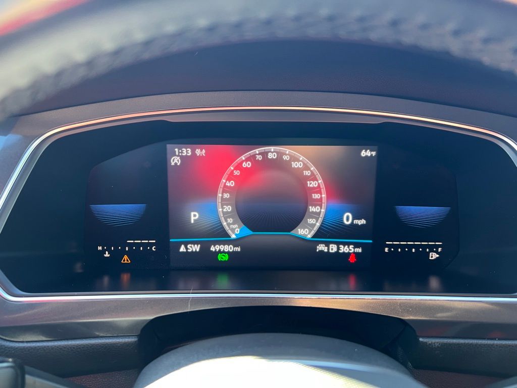 Thumbnail: 2022 Volkswagen Tiguan - 18