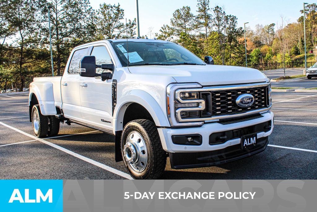 Used 2025 White Ford Platinum image 3
