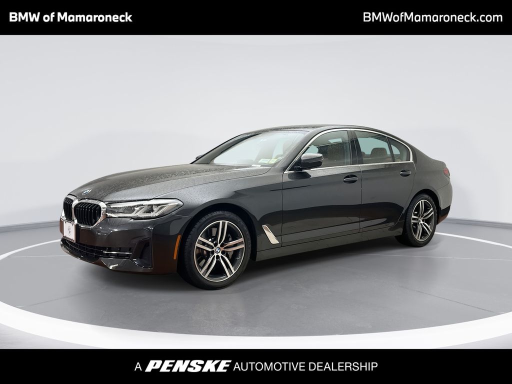 Gray (Dark Graphite Metallic) 2023 BMW 5 Series 530i xDrive AWD Sedan All-Wheel Drive Automatic