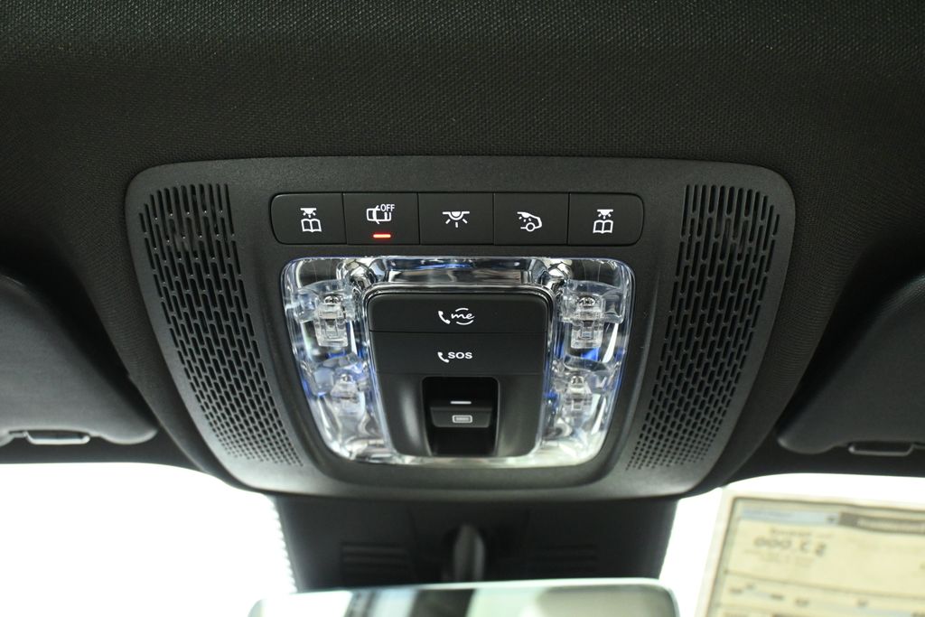 Thumbnail: 2026 Mercedes-Benz GLB - 16