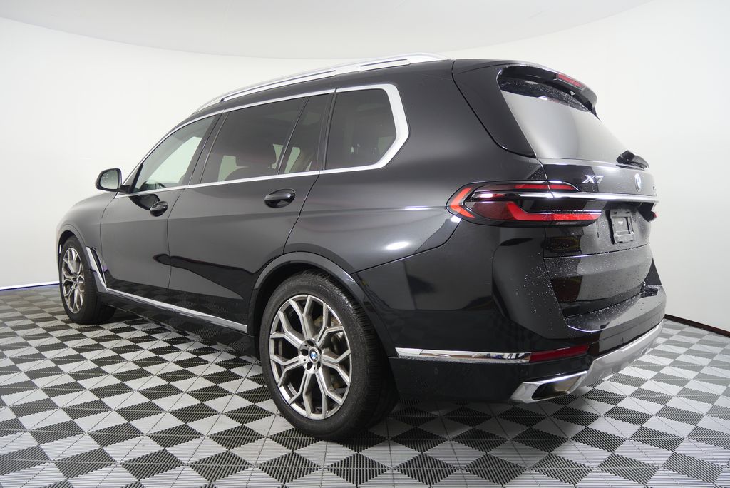 Thumbnail: 2023 BMW X7 - 5