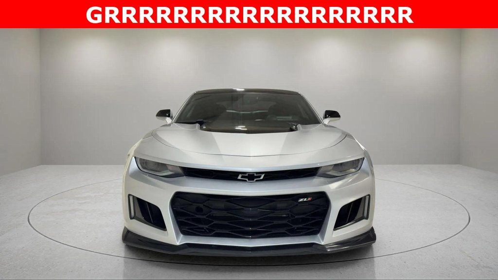 Used 2018 Silver Ice Metallic Chevrolet ZL1 image 19