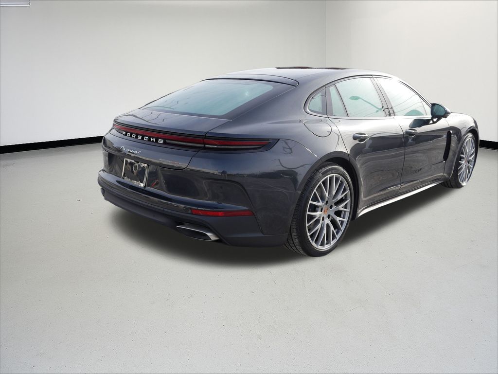 Thumbnail: 2026 Porsche Panamera - 7