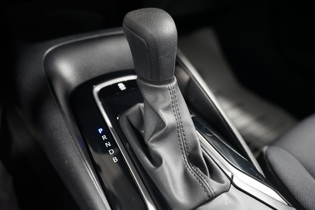 2024 Toyota Corolla LE 21