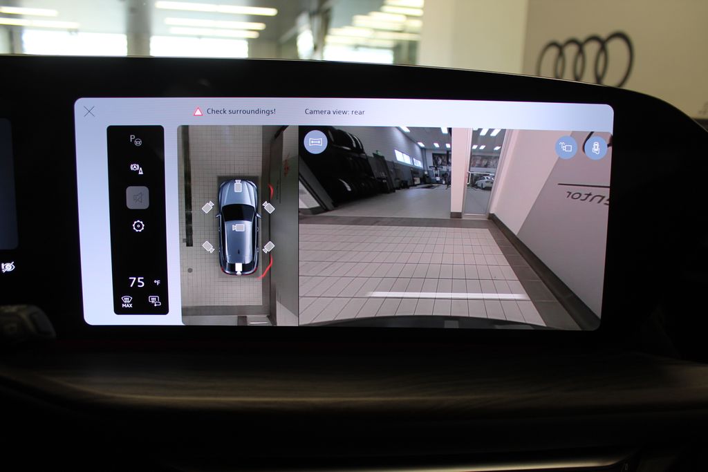 Thumbnail: 2026 Audi Q5 - 24