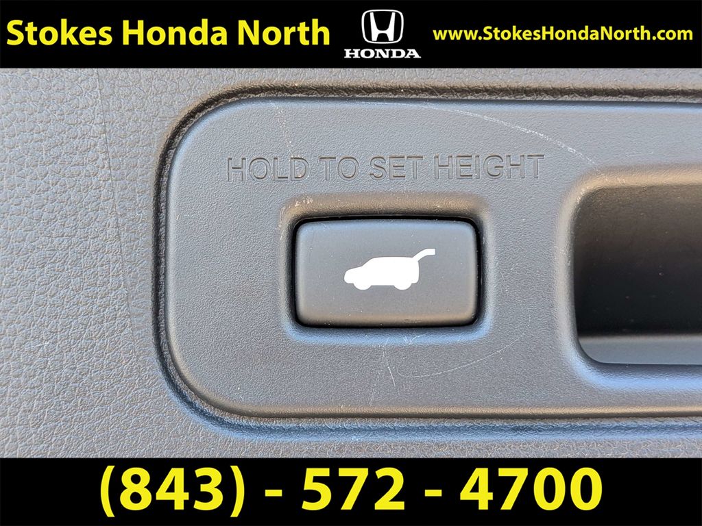 Used 2025 Honda Pilot SUV