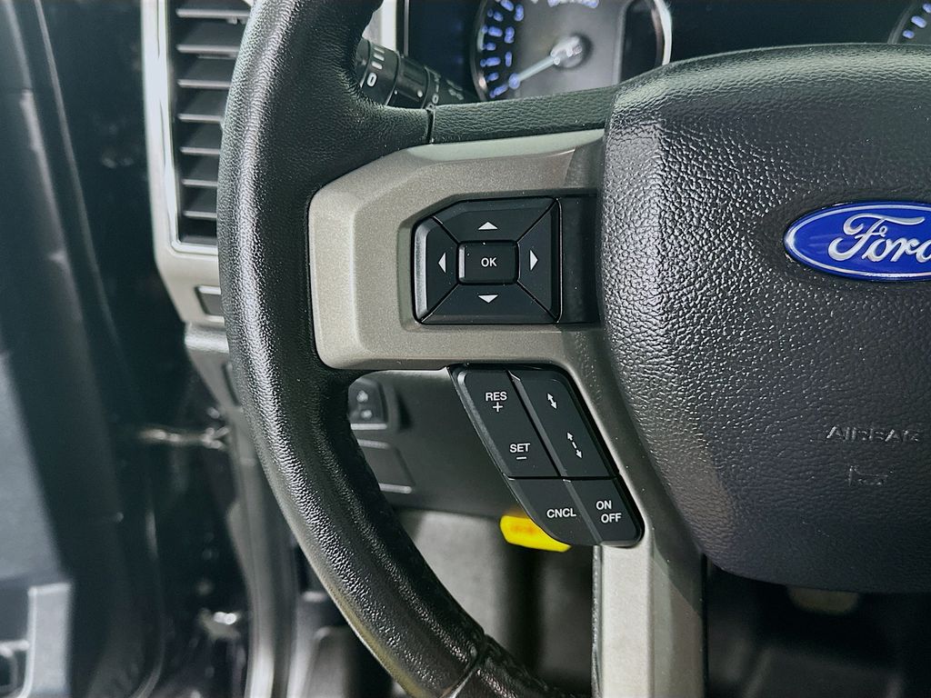 Used 2021 Black Ford XLT image 26