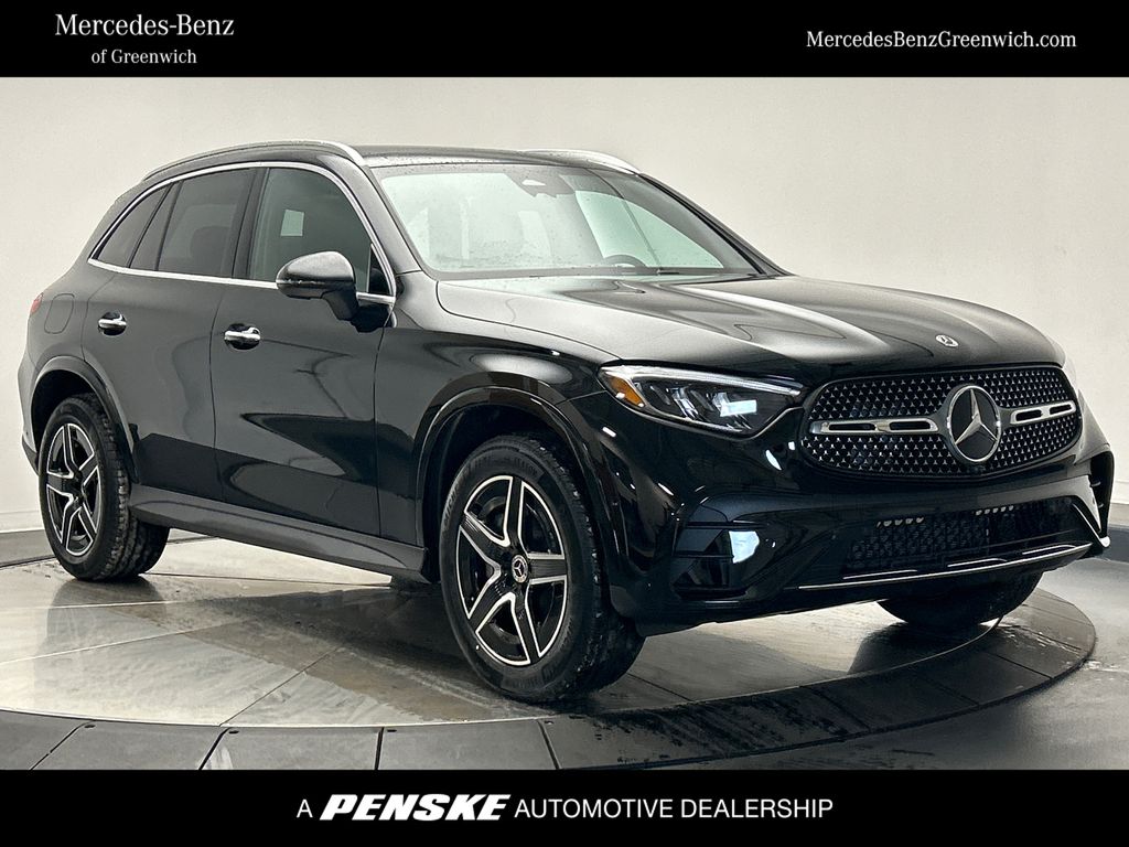 2025 Mercedes-Benz GLC 300 -
                Greenwich, CT