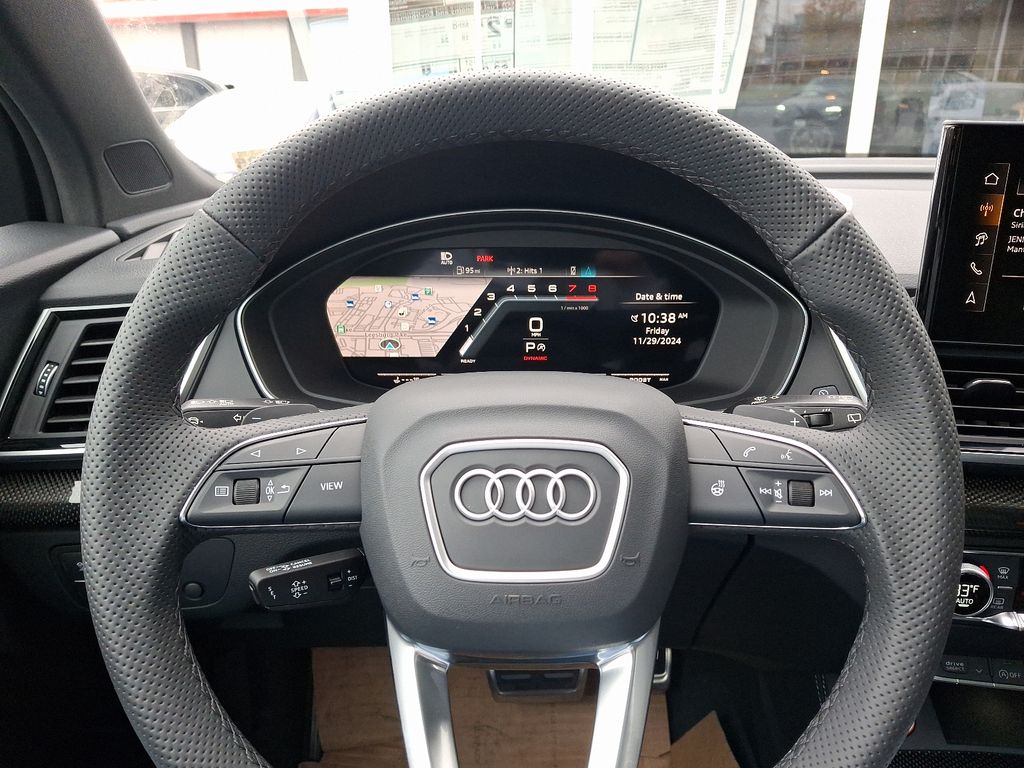 2025 Audi SQ5  15