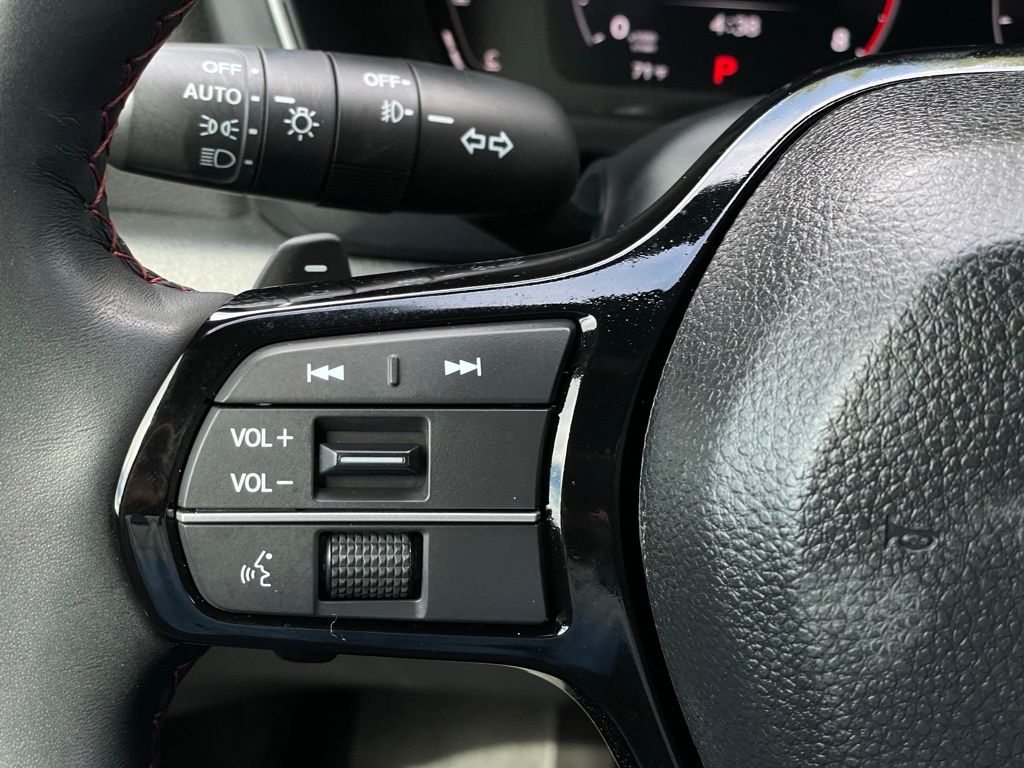 Thumbnail: 2025 Honda Pilot - 15