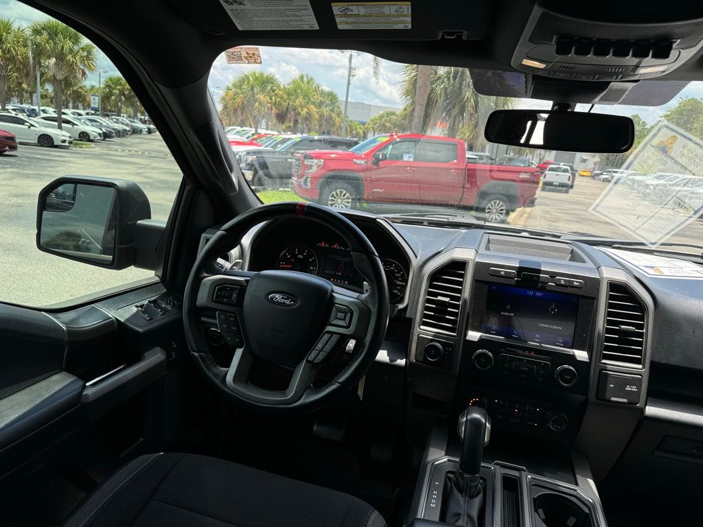 2020 Ford F-150 Raptor 23