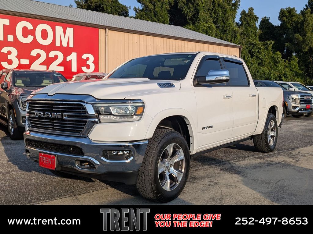 2022 RAM 1500 Laramie Crew Cab 4WD