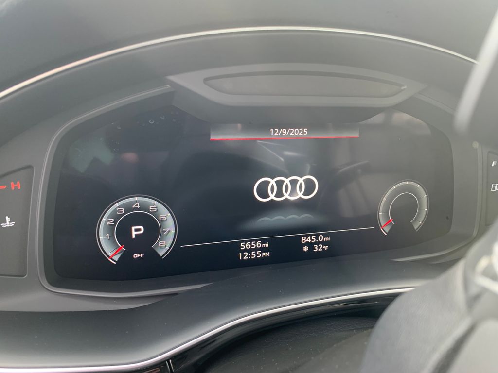 Thumbnail: 2025 Audi Q7 - 9