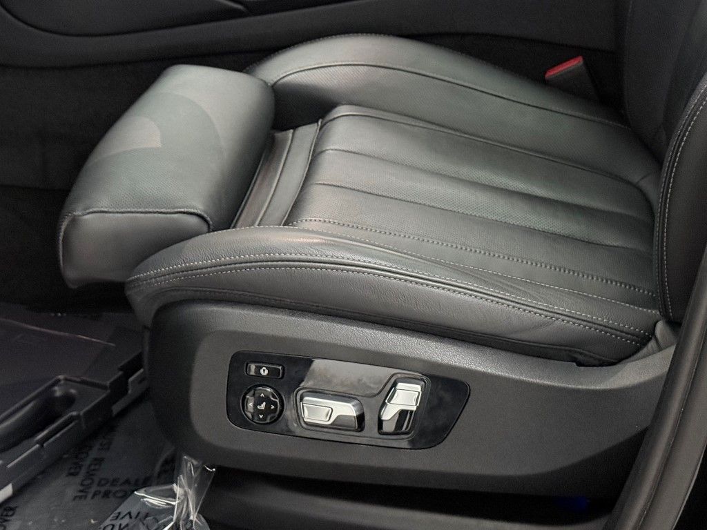 Thumbnail: 2022 BMW X6 - 31