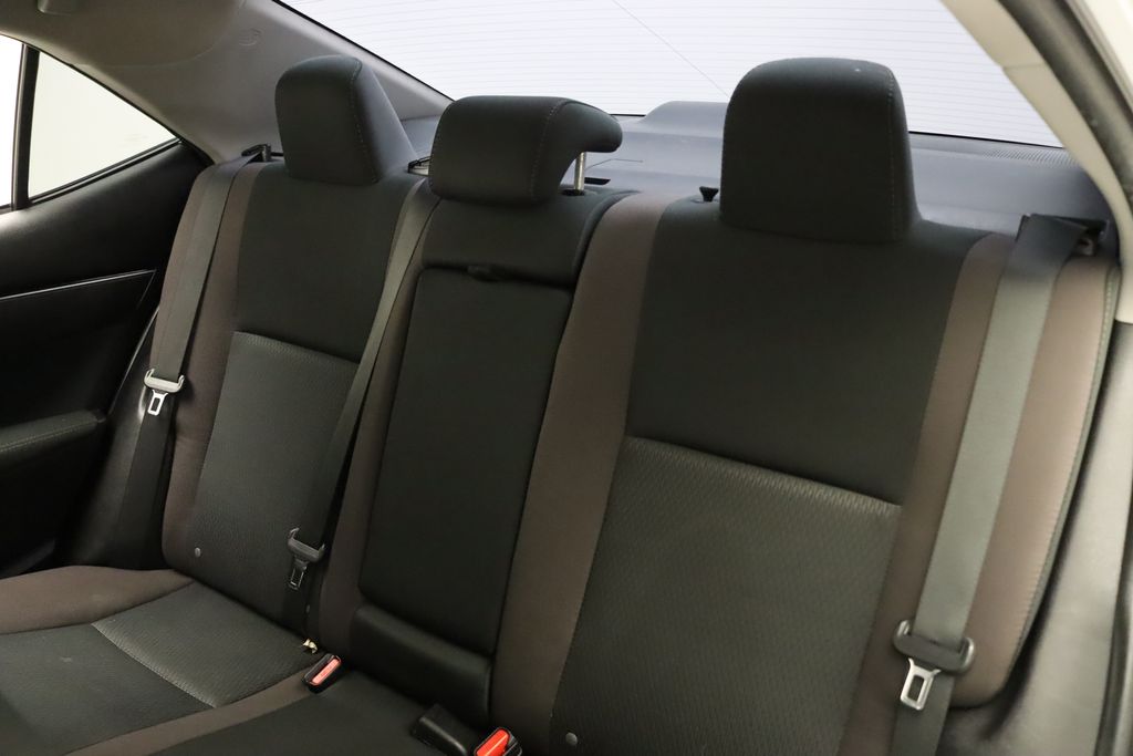 Thumbnail: 2017 Toyota Corolla - 17