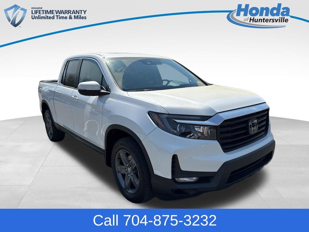 Platinum White 2023 Honda Ridgeline RTL AWD Pickup Truck All-Wheel Drive 9-Speed Automatic