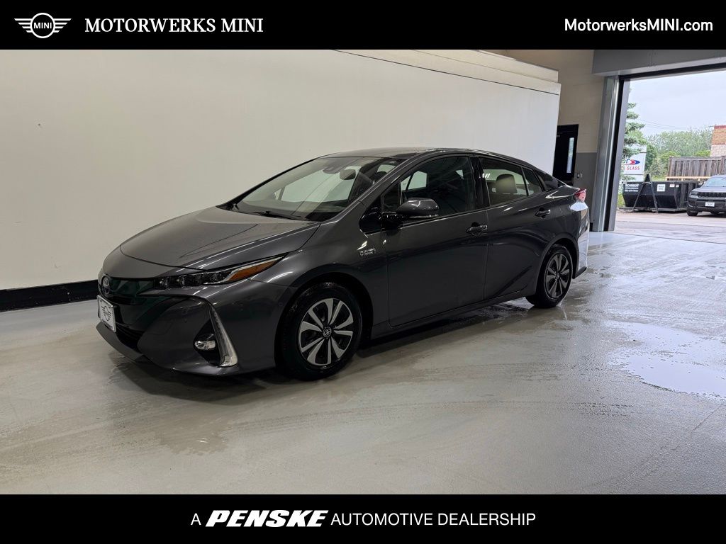 2017 Toyota Prius Prime Advanced -
                Golden Valley, MN