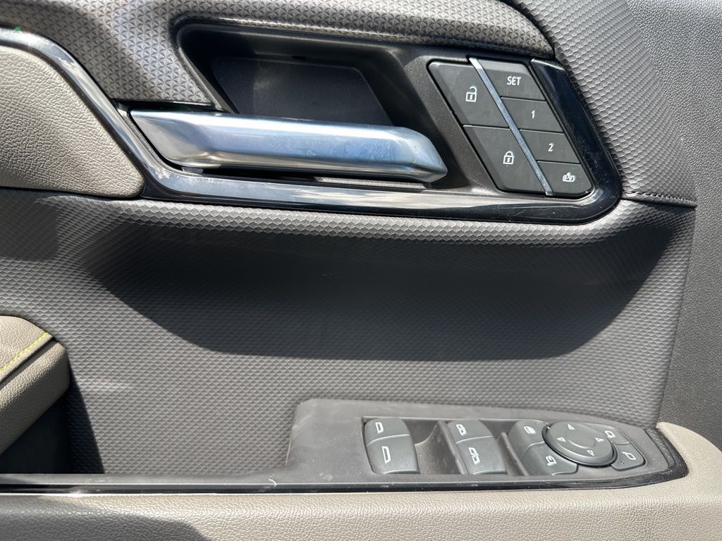 2023 Chevrolet Silverado 1500 ZR2 14