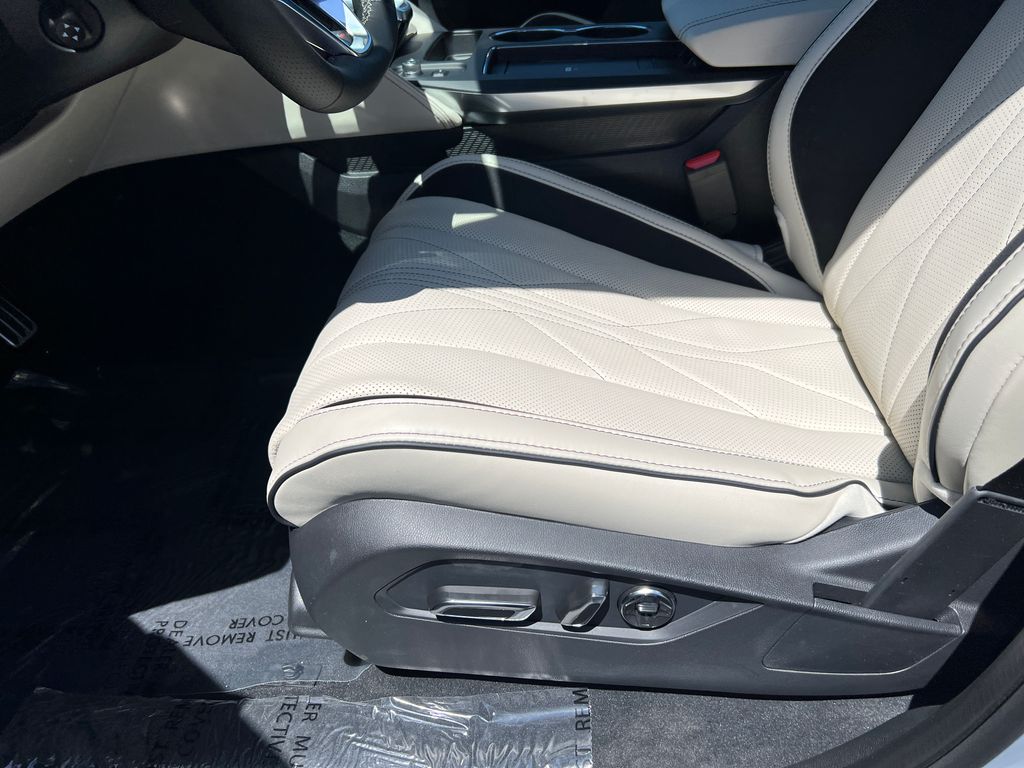 2025 Acura MDX Advance 14