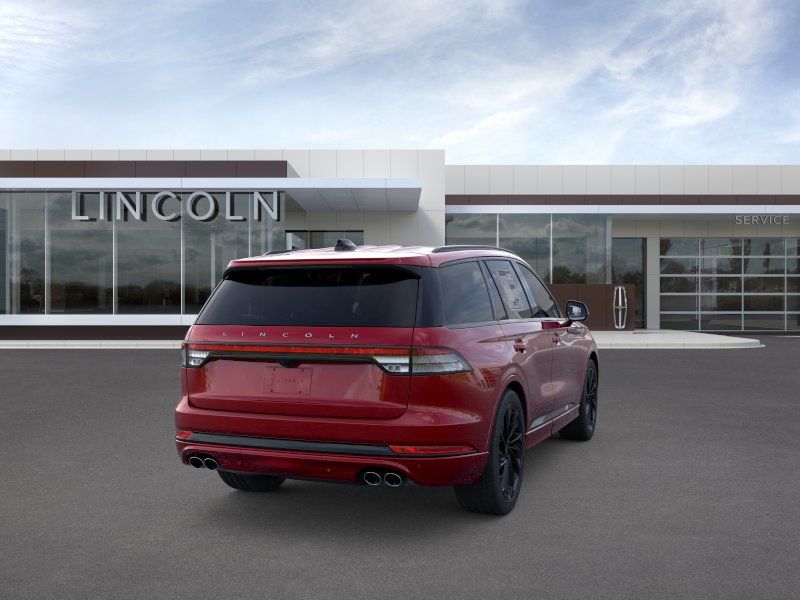 New 2026 Red Carpet Tinted Clearcoat Lincoln Reserve image 8