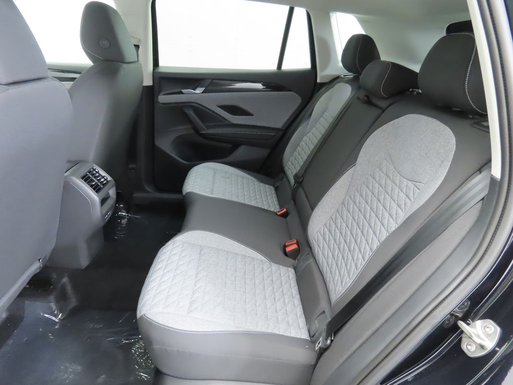 Thumbnail: 2026 Volkswagen Tiguan - 21