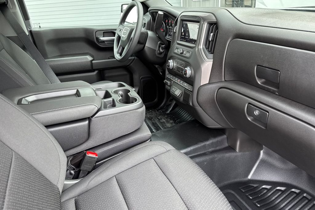 new 2026 GMC Sierra 1500 car, priced at $46,735