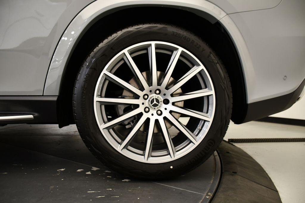 Thumbnail: 2026 Mercedes-Benz GLS - 14