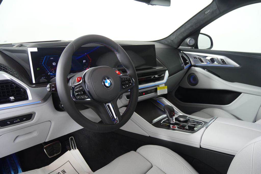 Thumbnail: 2026 BMW XM - 13