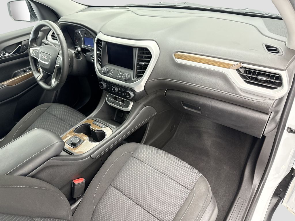 Thumbnail: 2023 GMC Acadia - 15