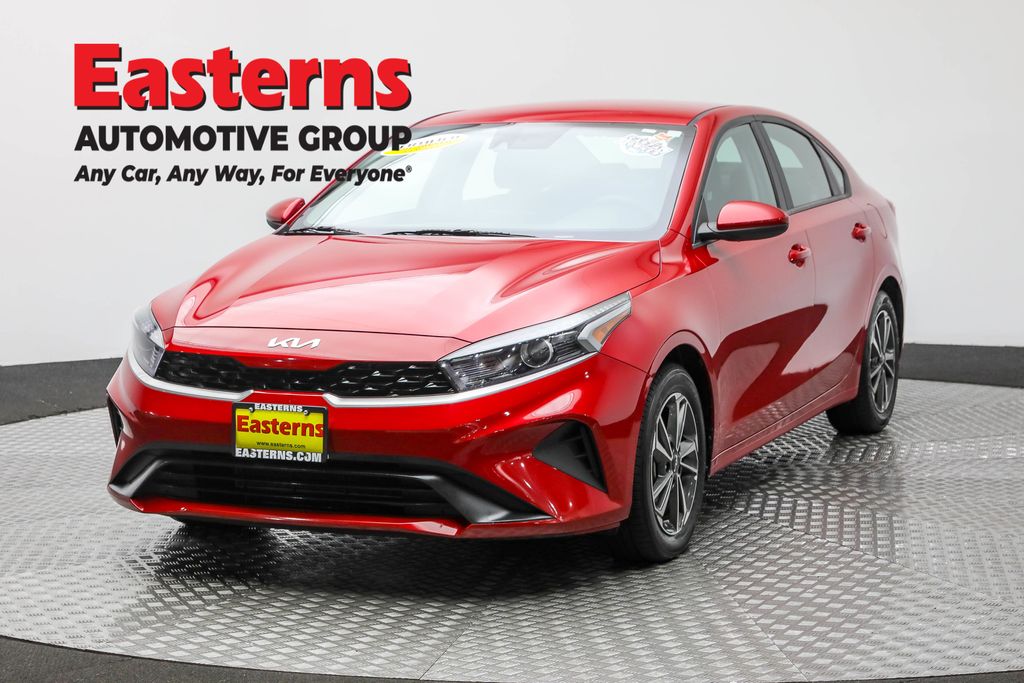 2023 Kia Forte LXS's photo