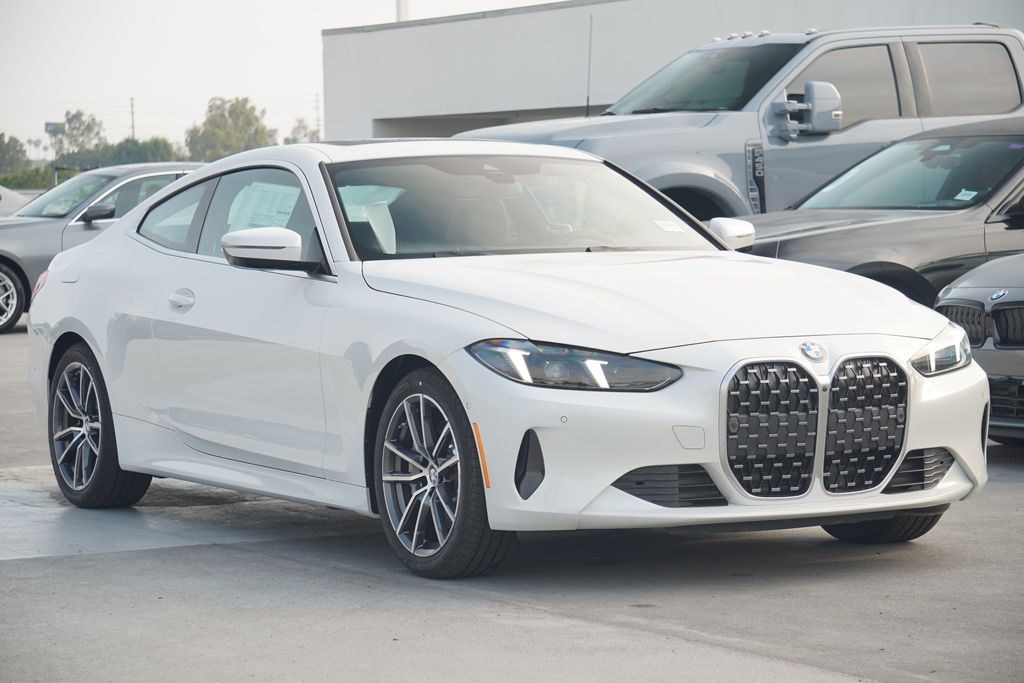 Thumbnail: 2025 BMW 4 Series - 3