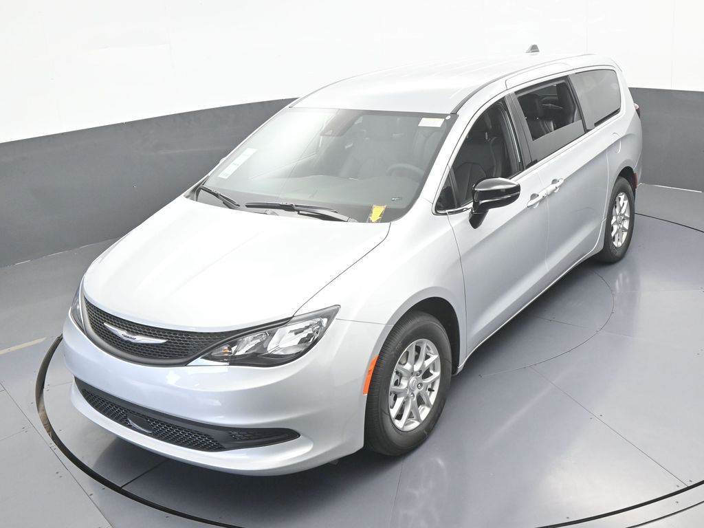 New 2026 Silver Mist Clearcoat Chrysler LX image 43