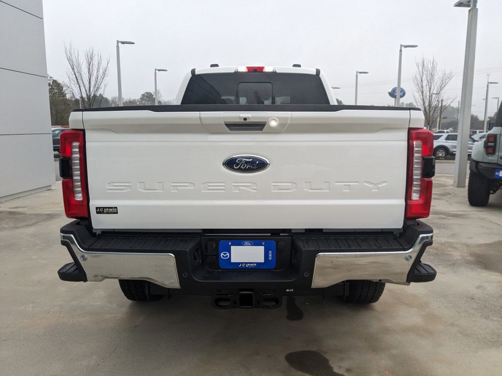 2024 Ford F-350 Super Duty Lariat