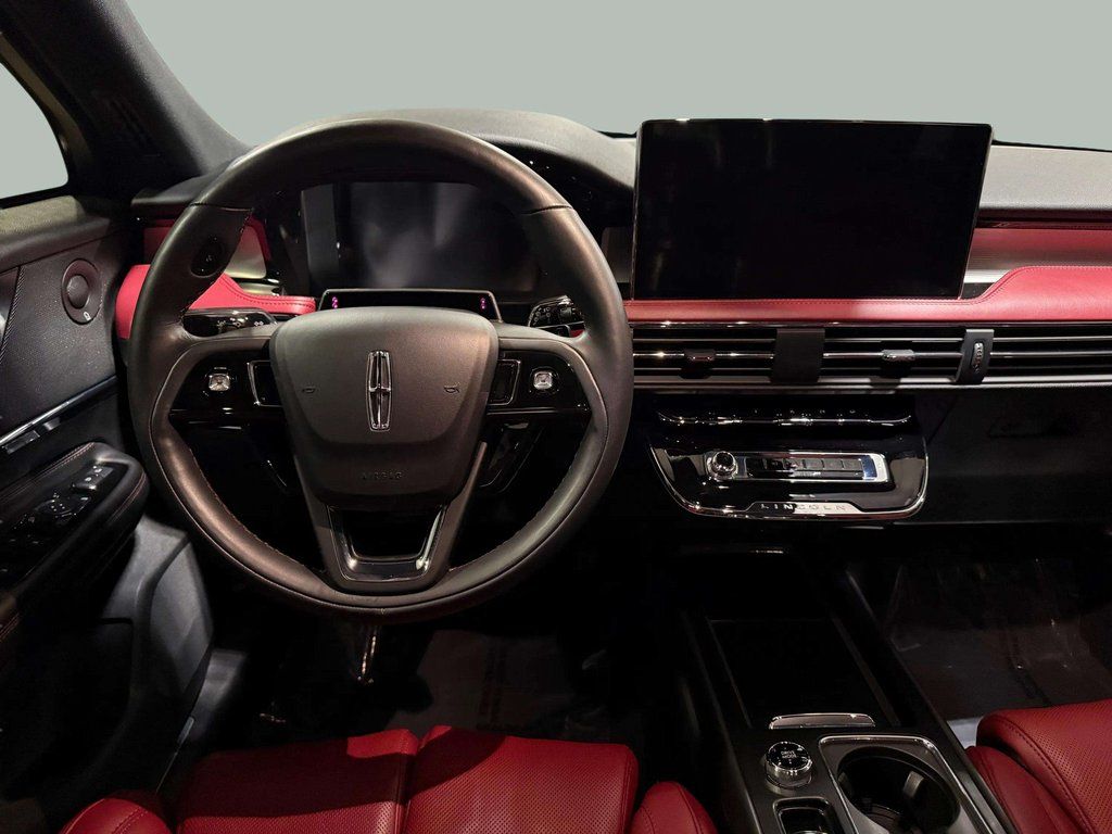 Certified Used 2023 Red Carpet Metallic Tinted Clearcoat Lincoln Reserve image 22