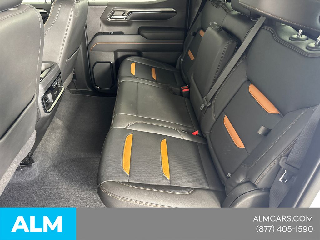 Used 2022 White GMC AT4 image 24