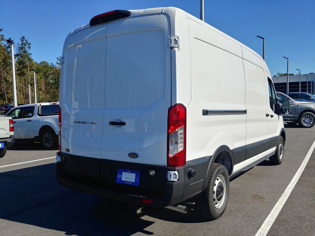 2024 Ford Transit 250