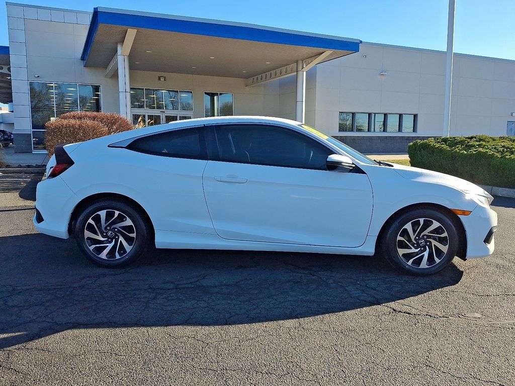 Thumbnail: 2018 Honda Civic - 7