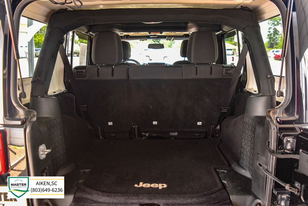 Used 2017 Jeep Wrangler SUV
