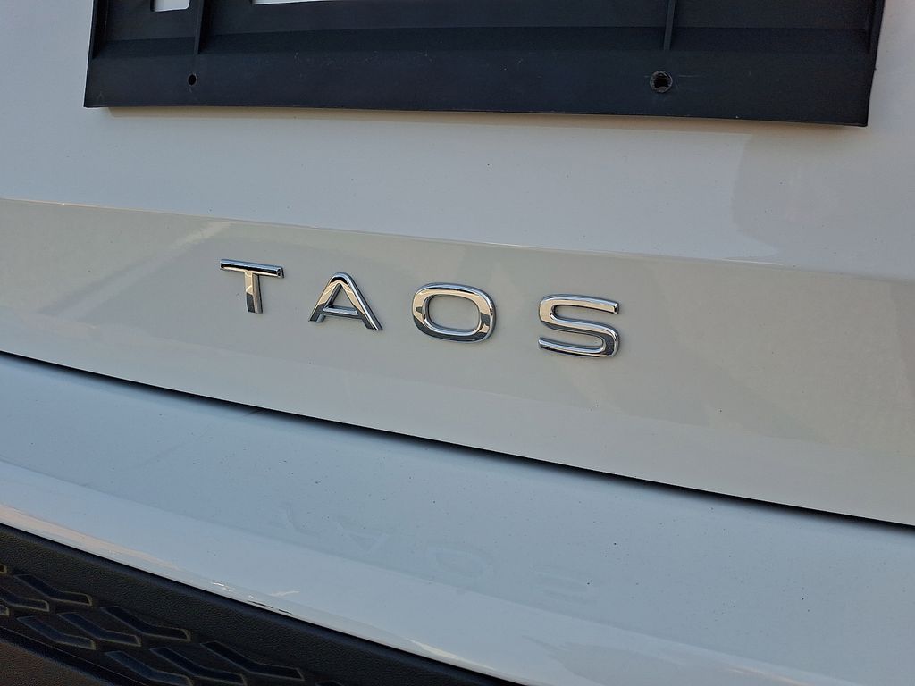 2022 Volkswagen Taos 1.5T SEL White at Auto Express Mitsubishi