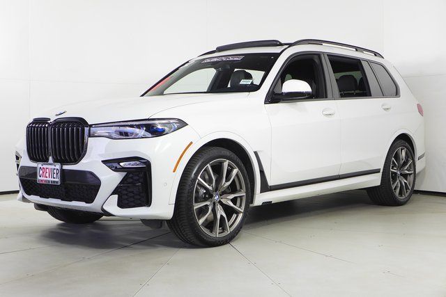 2022 BMW X7 M50i 2