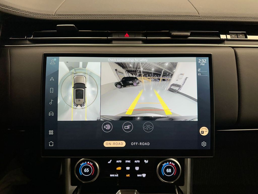 Thumbnail: 2023 Land Rover Range Rover - 16