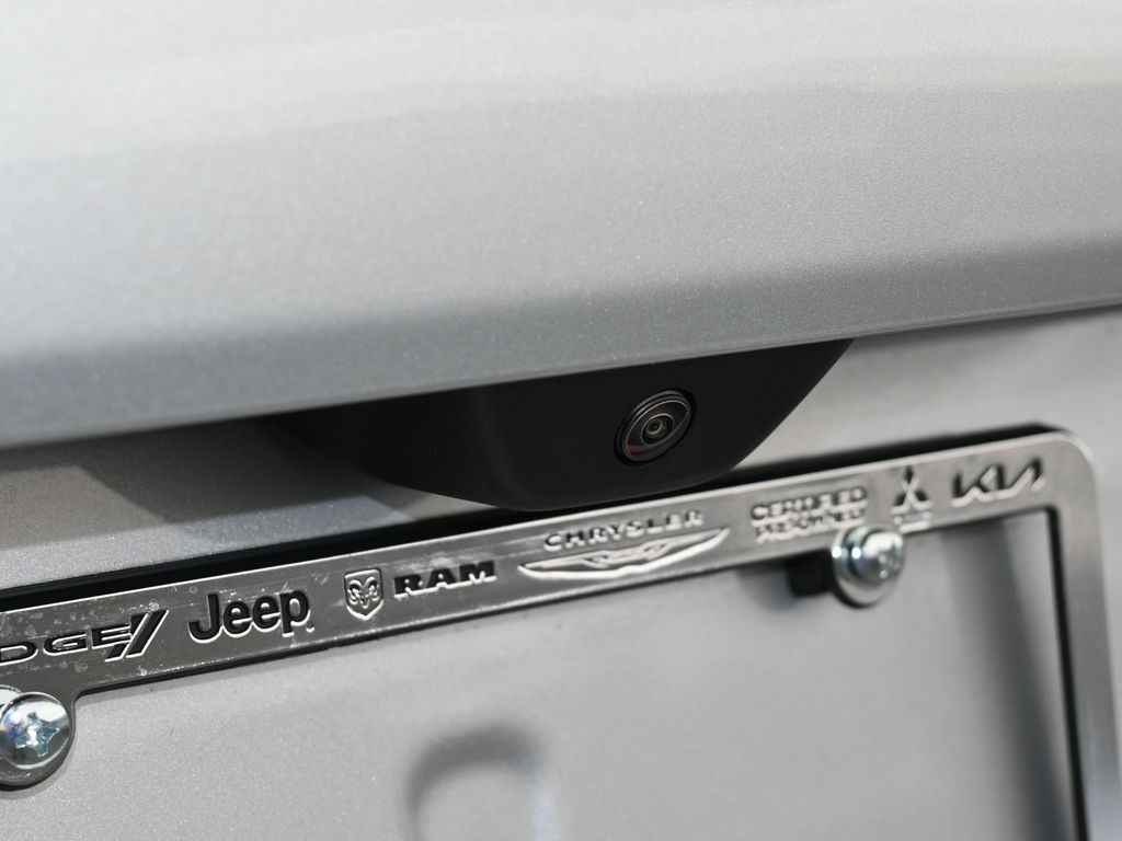 New 2025 Silver Zynith Jeep Limited image 33